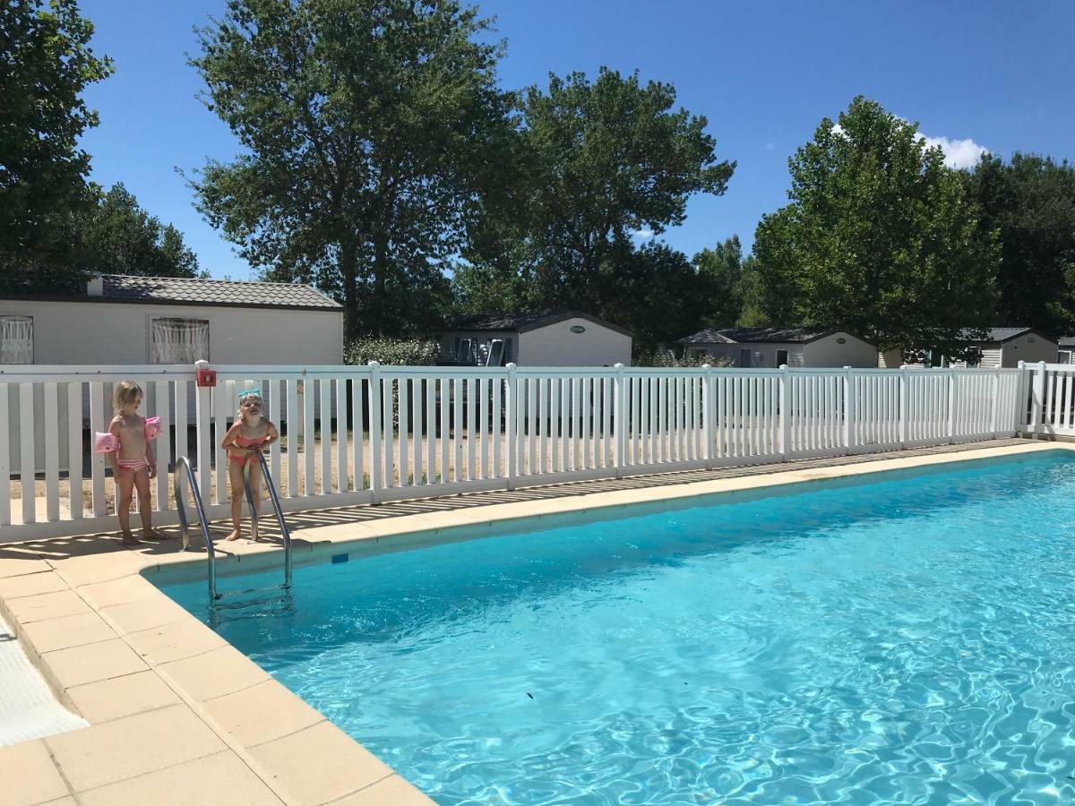 Les Bastides De Chanteraine Bungalows, Lodges & Spa 艾吉纳 外观 照片